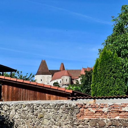Transilvania Rent Hunedoara Eksteriør bilde